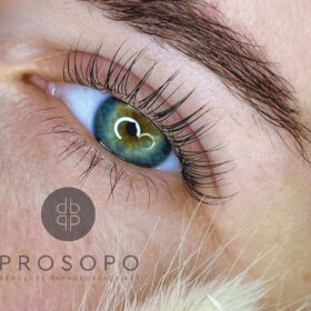 βλεφαρίδες με καμπύλη lash lift